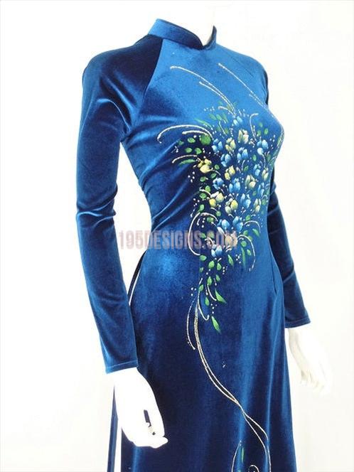 Áo Dài Nhung Xanh Bích Vẽ Hoa - Vietnamese Ao Dai
