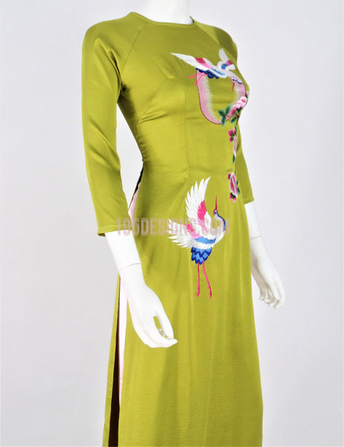 Áo Dài Lụa Xanh Lá Thêu Hoa | Green silk Ao Dai Flower Embroidery