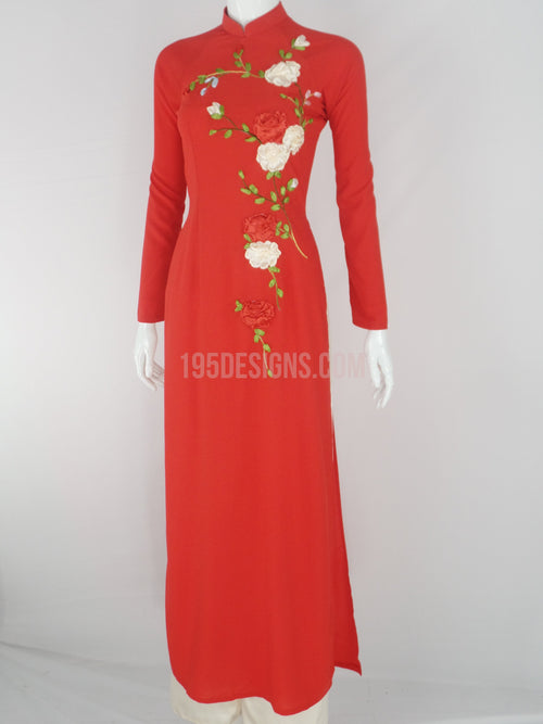 Áo dài đỏ ruy băng đục