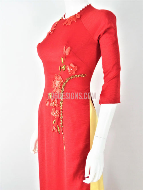 Red Vietnamese Long Dress / Áo Dài Lụa Đỏ Kết Hoa Ruy Ban
